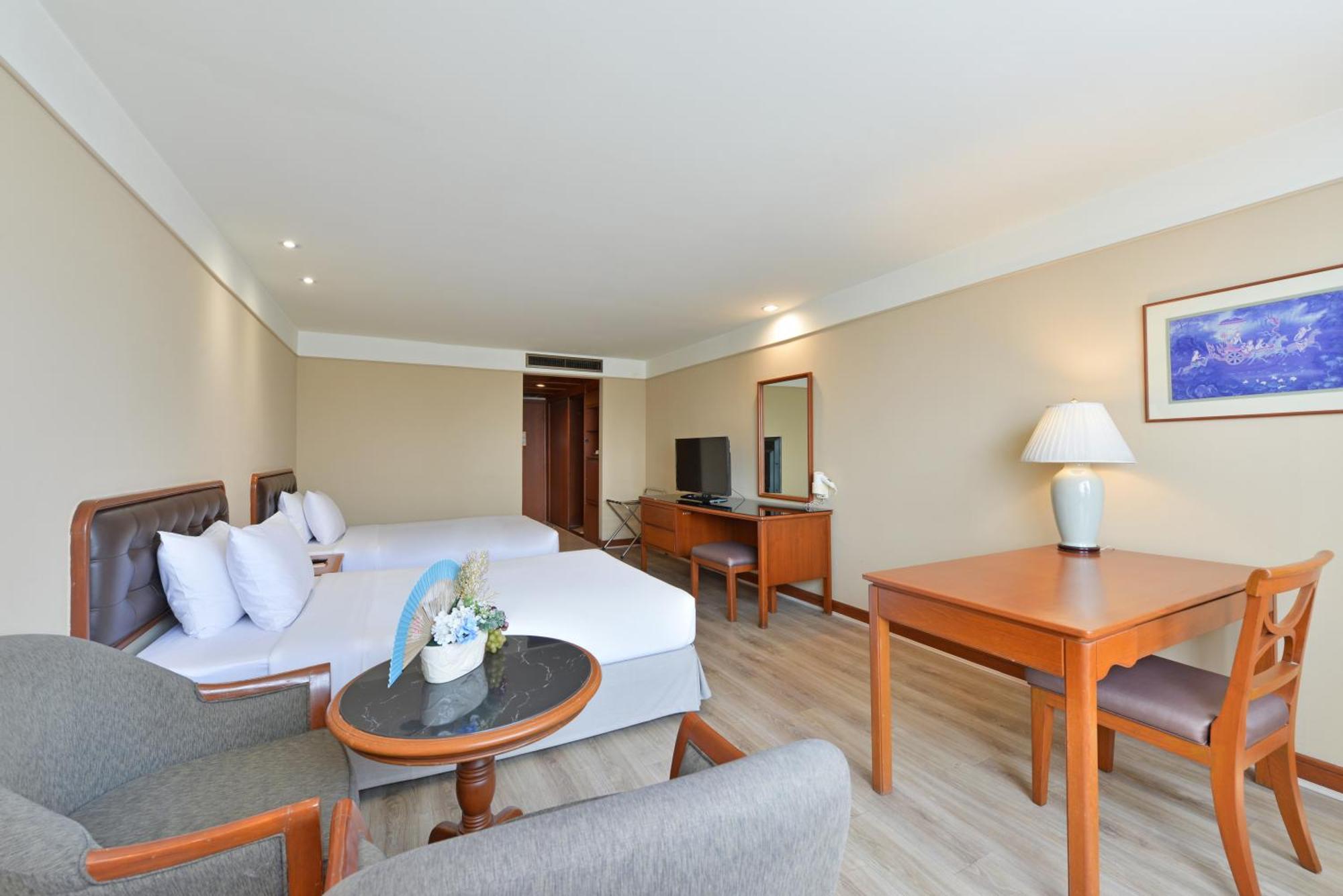 Twin Towers Hotel Bangkok Dış mekan fotoğraf Deluxe Room